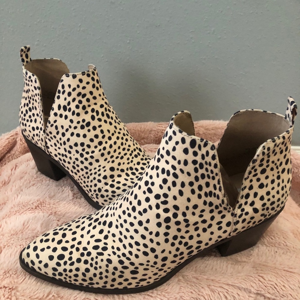 Women’s boots